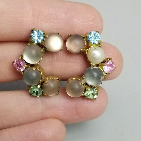 Vintage Made in Germany Pastel Rhinestone Moonglow Clip On Earrings Retro Estate - Picture 8 of 9